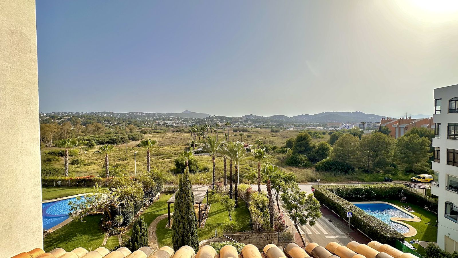 Duplex Penthouse Apartment for Sale with partial sea view on the Playa del Arenal - Javea